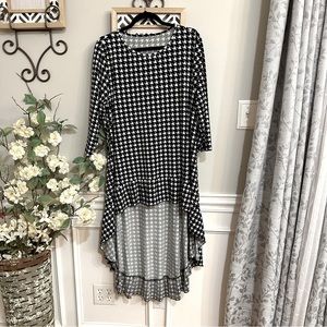 NUGGLES Houndstooth High Low Top 2XL